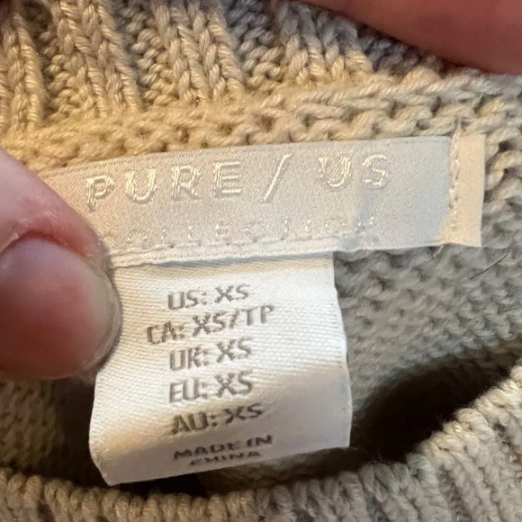 NWOT womens pure/us cream colored printed puff sleeveless sweater vest size XS - Picture 3 of 3